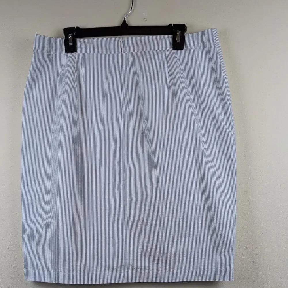 Brooks Brothers Classic Blue & White Pinstripe Seersucker Wrap Skirt Size 14
